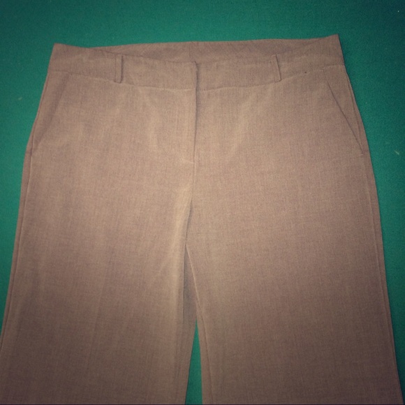 👖New York & Company Dress Pants👖 - Picture 2 of 3